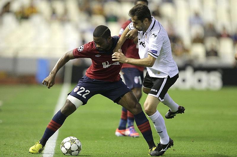 Jonas marcou duas vezes na Liga dos Campe&otilde;es
