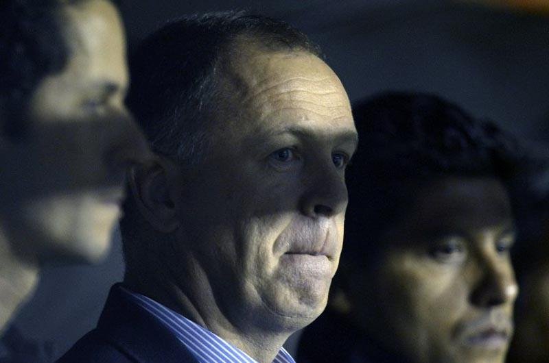 Brasil e Argentina voltaram para os vesti&aacute;rios sem condi&ccedil;&otilde;es de luz para jogar