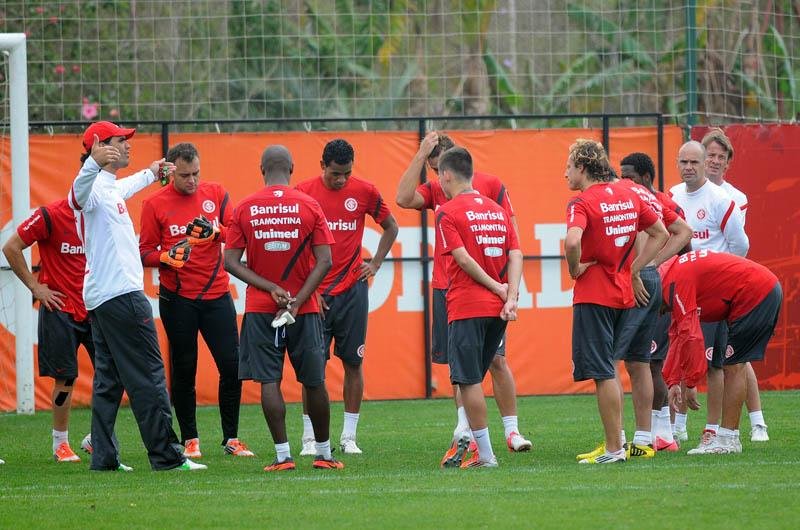Jogo contra o Santos ser&aacute; s&aacute;bado, na Vila Belmiro 
