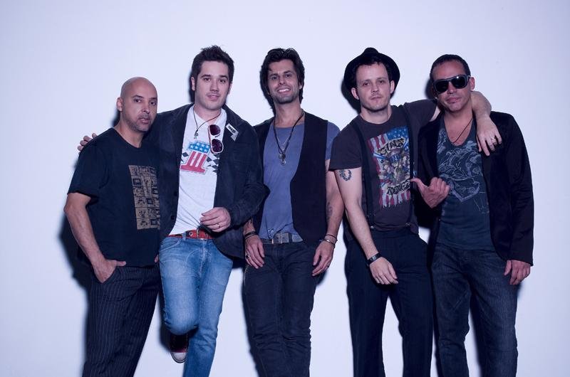 Jota Quest apresenta Folia & Caos em Porto Alegre