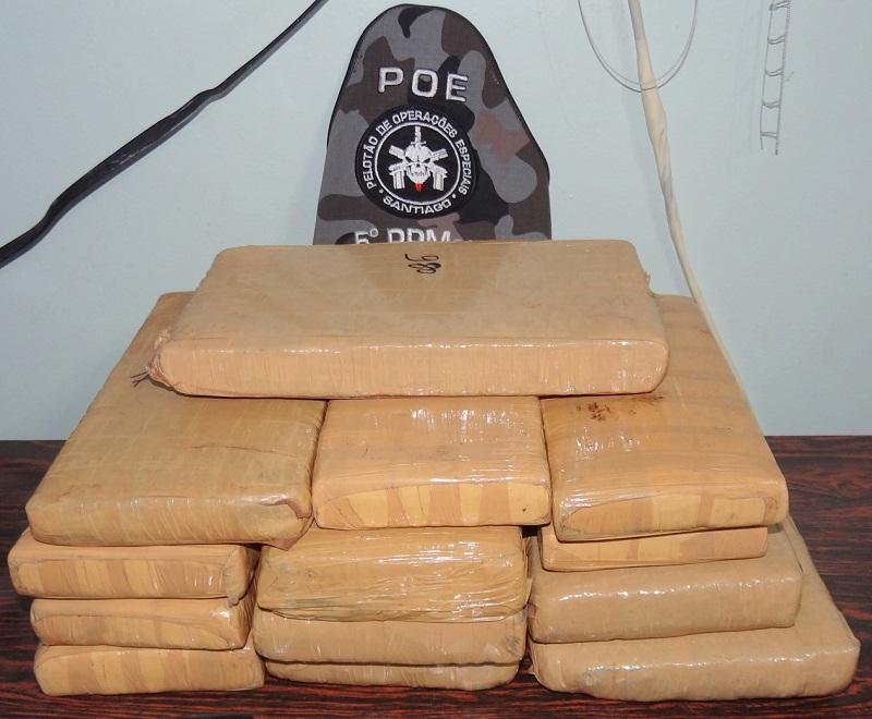 Tijolos de maconha foram localizados ap&oacute;s den&uacute;ncia an&ocirc;nima