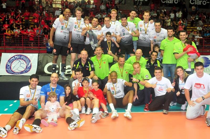 Atual campe&atilde; da Superliga B, equipe do t&eacute;cnico Paul&atilde;o venceu todas as partidas da competi&ccedil;&atilde;o