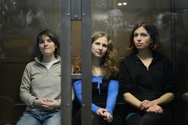 Julgamento de apela&ccedil;&atilde;o da Pussy Riot &eacute; retomado na R&uacute;ssia