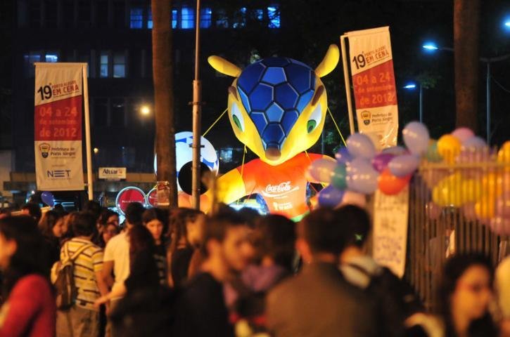 Prefeito Jos&eacute; Fortunati garante que mascote n&atilde;o voltar&aacute; para o Largo Gl&ecirc;nio Peres