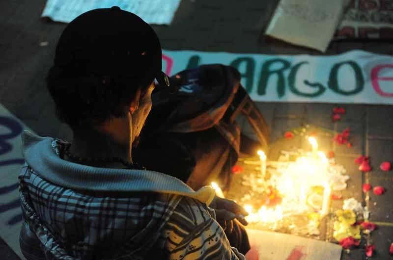 Cerca de 200 integrantes do Ato em Defesa da Alegria (ADA) se reuniram na noite desta quinta-feira