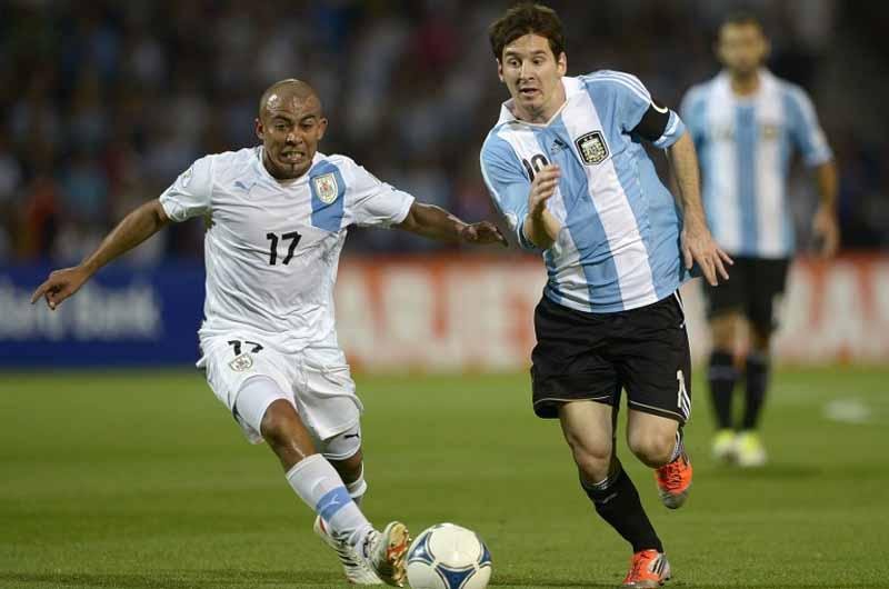 Maestro Messi conduz goleada da Argentina sobre Uruguai