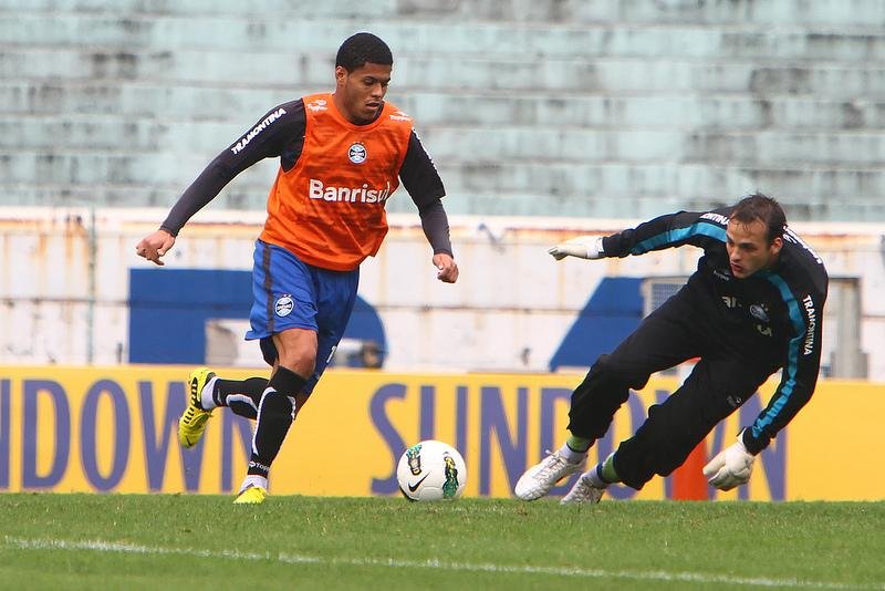 Leandro ser&aacute; titular na partida contra o Botafogo