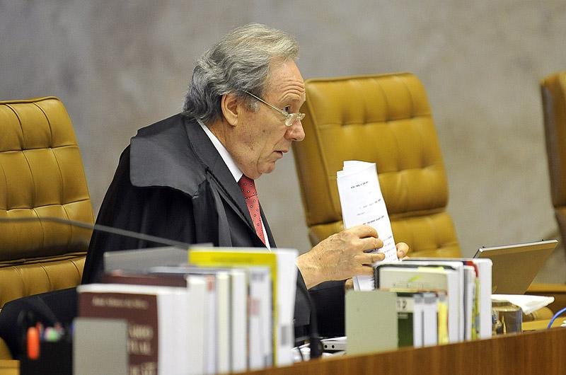 Revisor absolve Duda Mendon&ccedil;a e s&oacute;cia de evas&atilde;o de divisas e lavagem