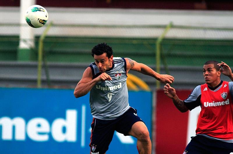 Fred treina para enfrentar o Gr&ecirc;mio nesta quarta
