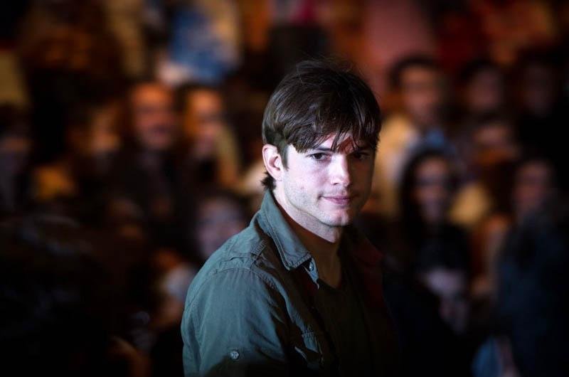 Ashton Kutcher &eacute; ator de maior faturamento no ranking da Forbes