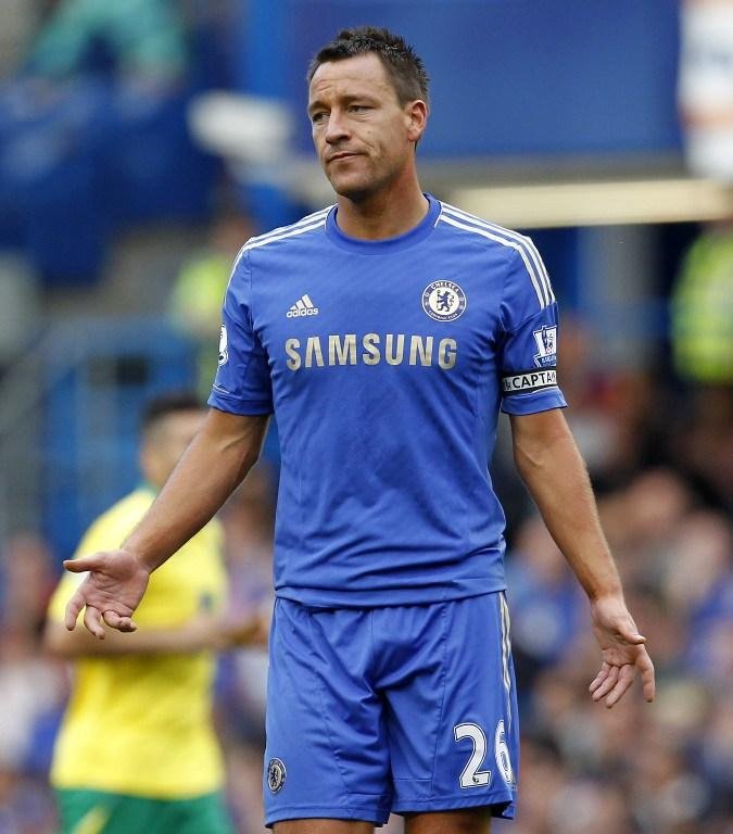 Terry pode perder bra&ccedil;adeira de capit&atilde;o do Chelsea 