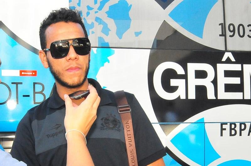 Souza descarta retorno contra Coritiba