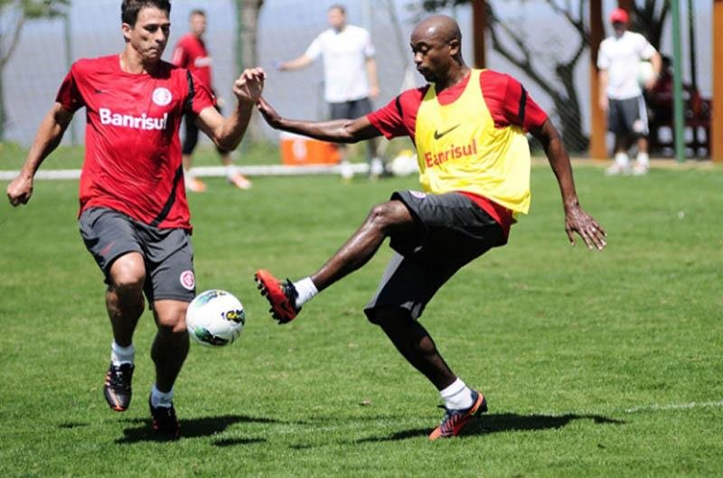 Inter treina finaliza&ccedil;&otilde;es