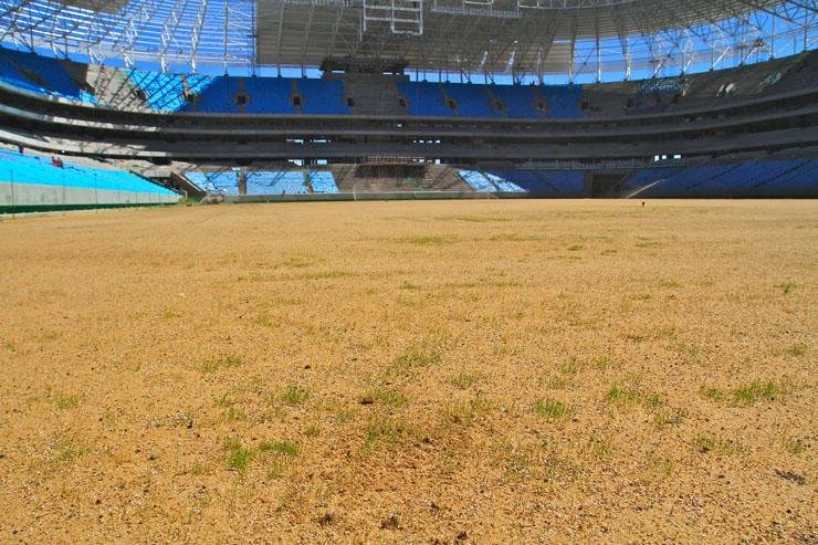 Gramado da Arena j&aacute; come&ccedil;ou a brotar