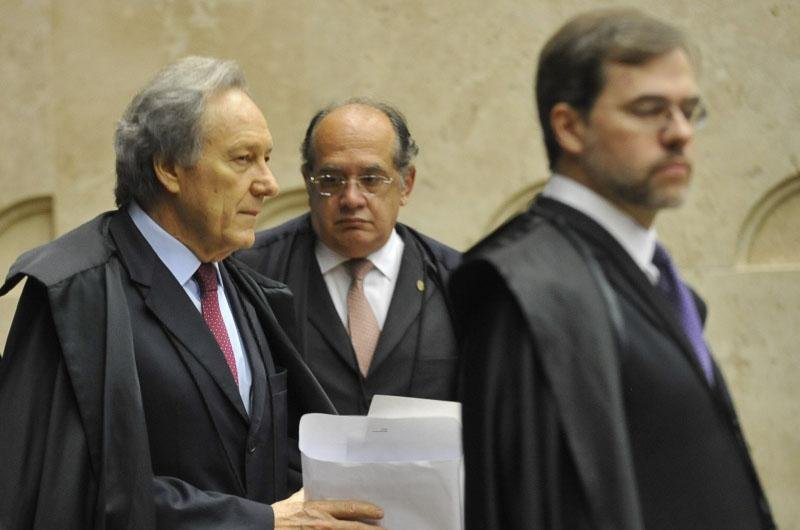 STF calcula puni&ccedil;&atilde;o do n&uacute;cleo publicit&aacute;rio por envolvimento no mensal&atilde;o