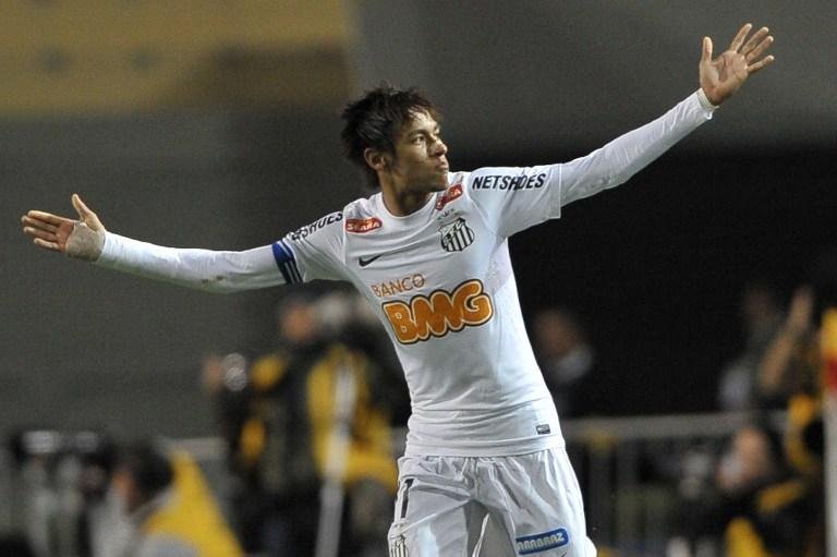 Neymar pediu mais participa&ccedil;&atilde;o de companheiros de Santos