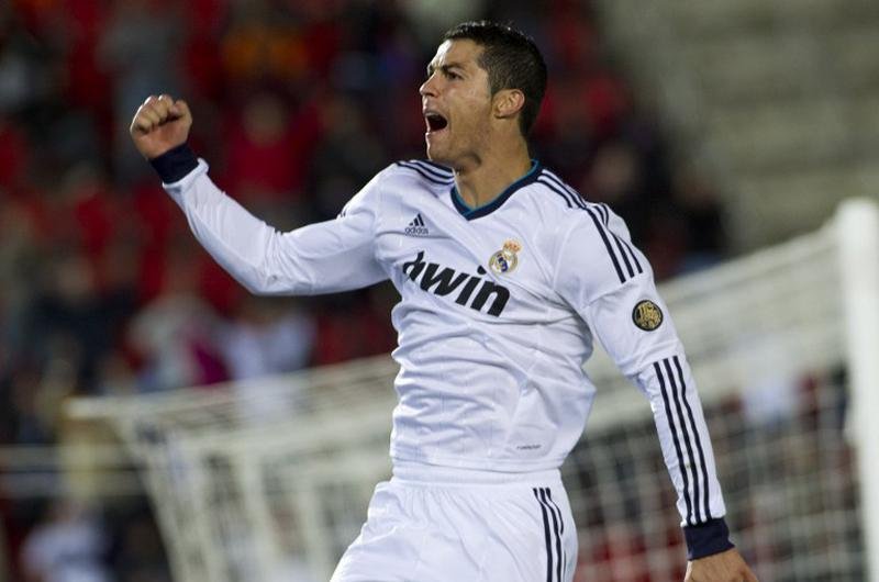 Cristiano Ronaldo brilha e Real goleia o Mallorca
