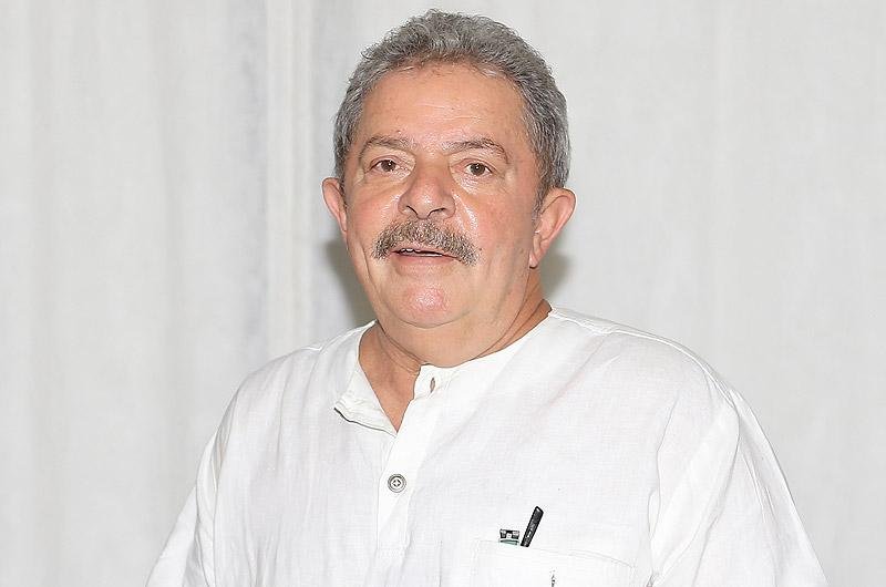 Exames confirmam regress&atilde;o do c&acirc;ncer de Lula