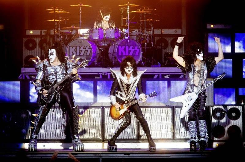 Show do Kiss &eacute; transferido do Zequinha para o Gigantinho