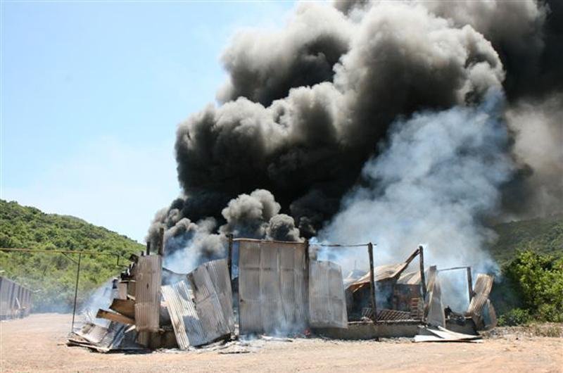 Inc&ecirc;ndio  foi controlado depois de mais de duas horas