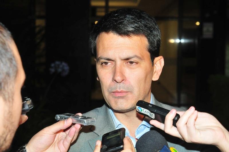 Primeira reuni&atilde;o com Luxemburgo foi produtiva, diz Rui Costa