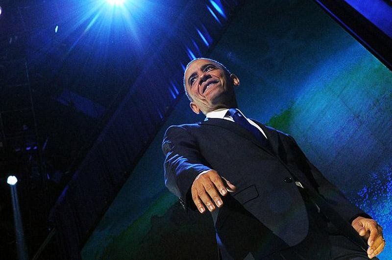Assange considera Obama "lobo em pele de cordeiro"