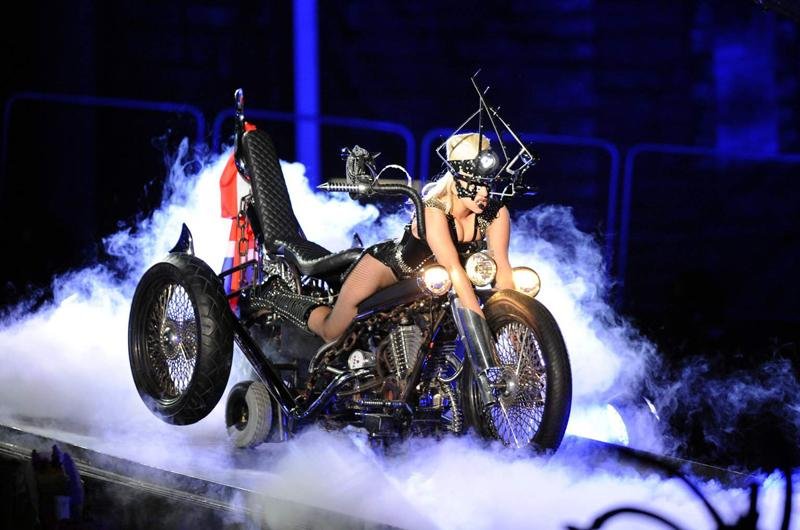  Lady Gaga faz show hoje em Porto Alegre