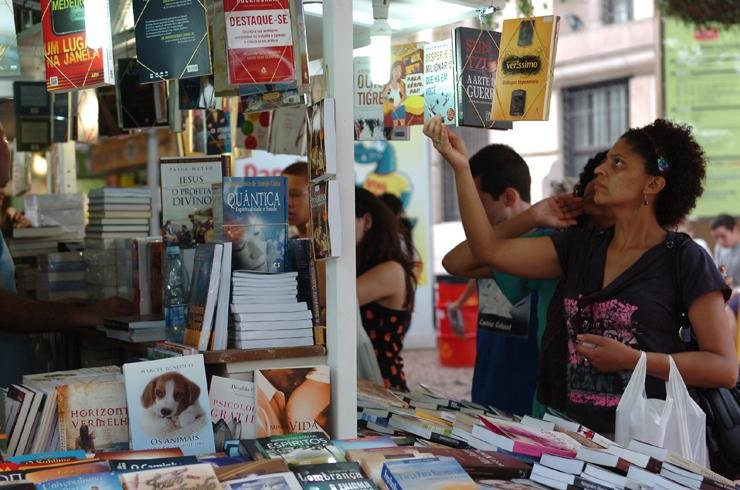 Em 17 dias, 411 mil obras foram vendidas na Feira do Livro de Porto Alegre