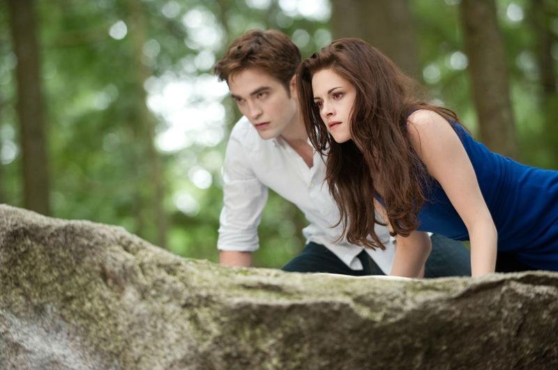 &acute;Amanhecer - Parte 2&acute;, que encerra a saga &acute;Crep&uacute;sculo&acute;, tem pr&eacute;-estreias hoje