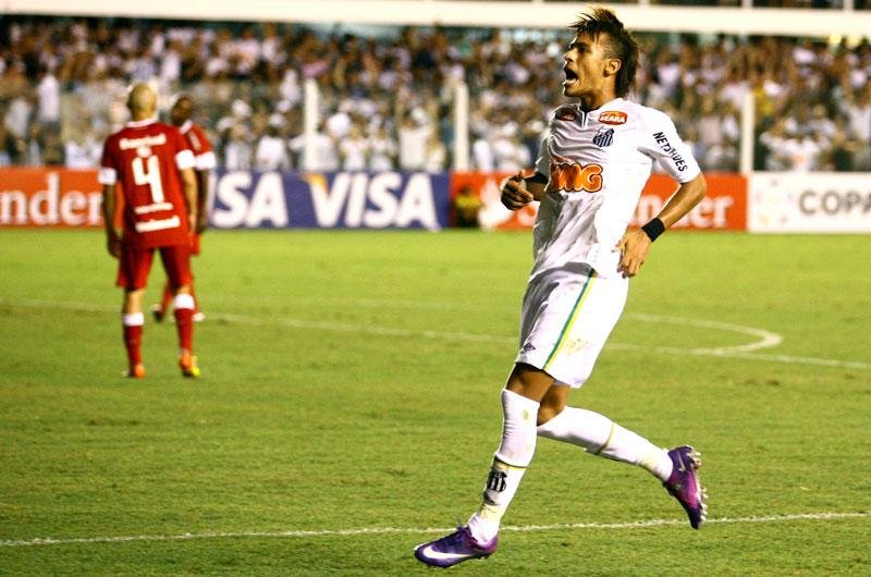 Gola&ccedil;o de Neymar contra Inter
