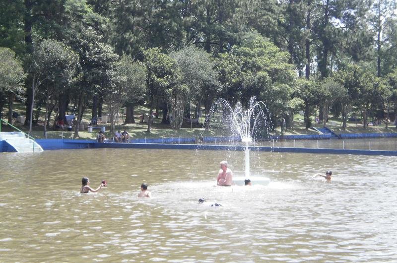 Temperatura foi mais alta do Estado e fez popula&ccedil;&atilde;o procurar clubes e balne&aacute;rios