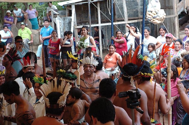Encontro caingangue re&uacute;ne mais de 200 &iacute;ndios em Porto Alegre