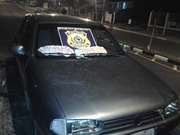 PRF deteve homem que circulava com carro furtado em Sapucaia do Sul