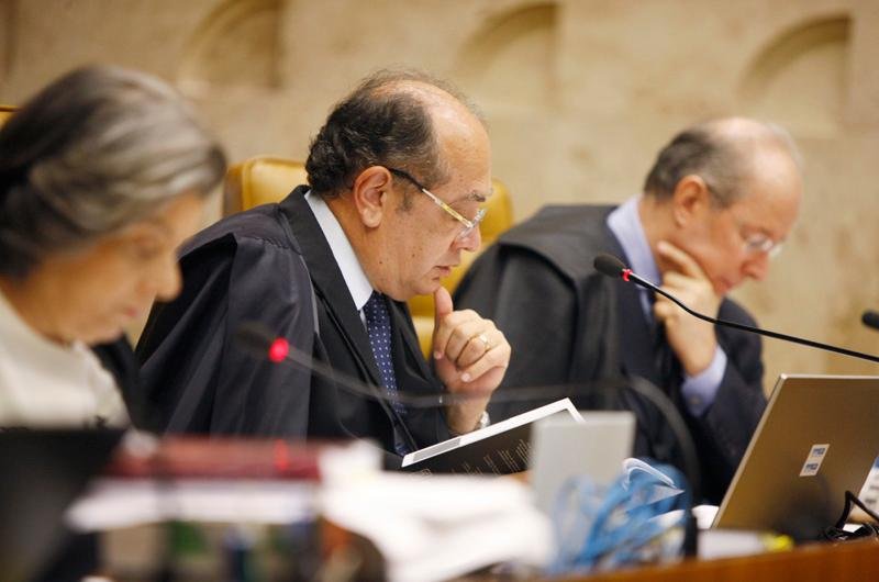 Empate no STF livra Costa Neto de cumprir pena em regime fechado