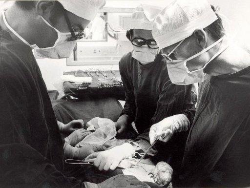 Joseph Murray, pioneiro no transplante de rins, morre aos 93 anos