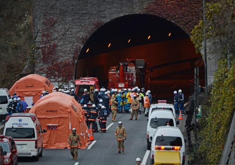 Cerca de 50 metros do t&uacute;nel de concreto desabaram no Jap&atilde;o