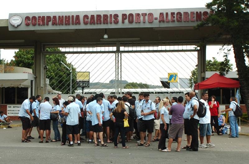 Funcion&aacute;rios da Carris paralisaram as atividades na &uacute;ltima sexta-feira