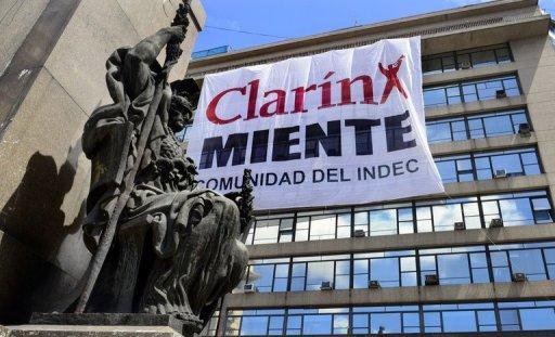 Clar&iacute;n e Casa Rosada travam embate jur&iacute;dico