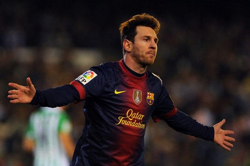 Barcelona vence Betis por 2 a 1 com recorde hist&oacute;rico de Messi