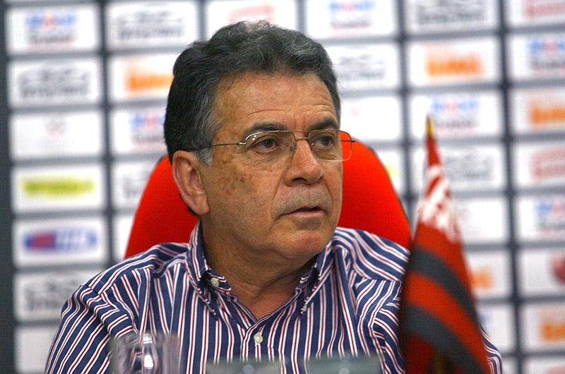 Flamengo apresenta Pelaipe como diretor de futebol