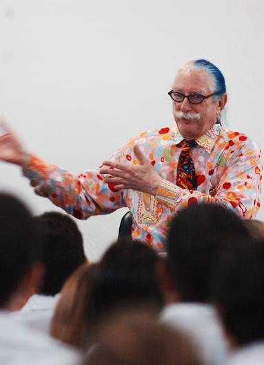 Patch Adams arranca sorrisos