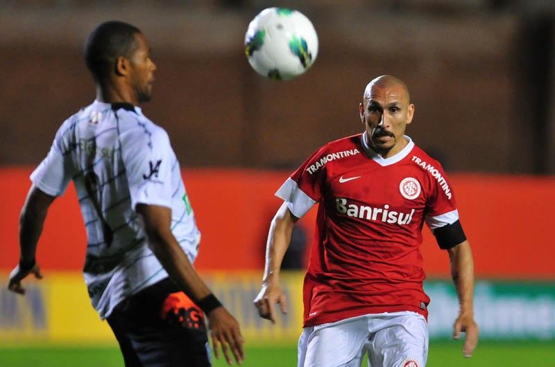 Gui&ntilde;azu pode voltar &agrave; Argentina em 2013, conforme jornal