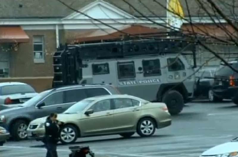 Carro da SWAT foi utilizado para realizar buscas na regi&atilde;o