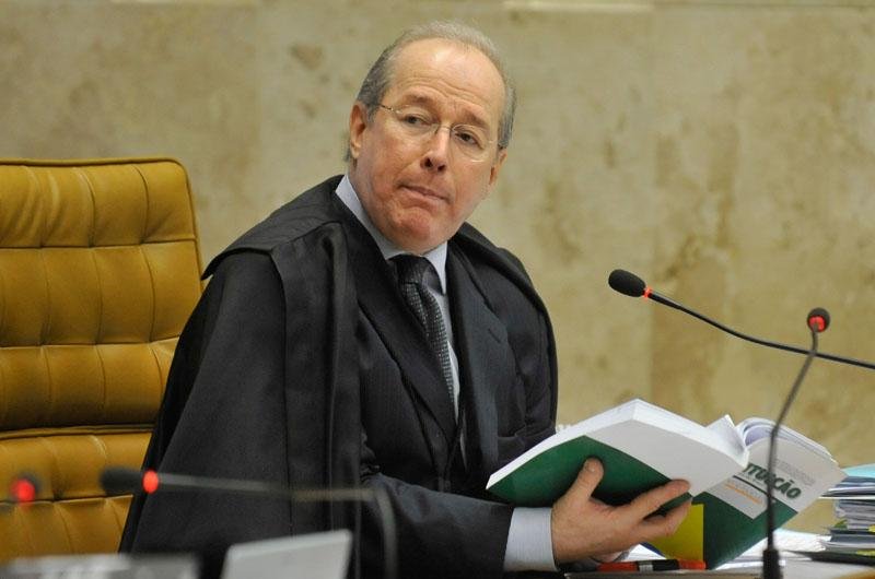 Ministro Celso de Mello acompanha relator do processo do mensal&atilde;o e pede cassa&ccedil;&atilde;o imediata