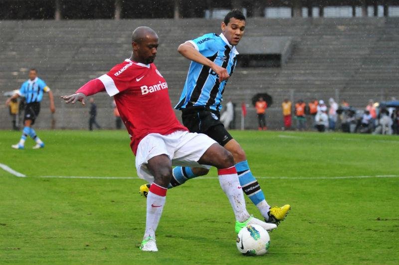 Kleber n&atilde;o teve sequ&ecirc;ncia de jogos em 2012, mas deve permanecer
