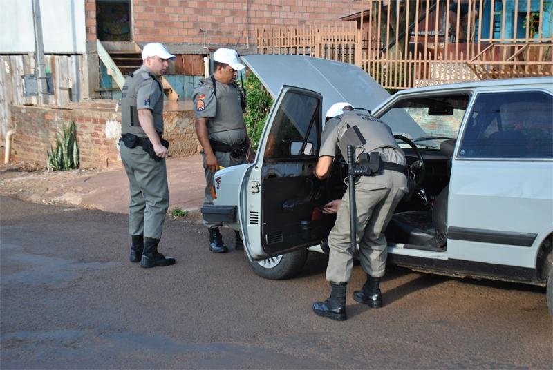 Policiais apreenderam 84 pedras de crack, tr&ecirc;s rev&oacute;lveres e dinheiro no Alto Uruguai
