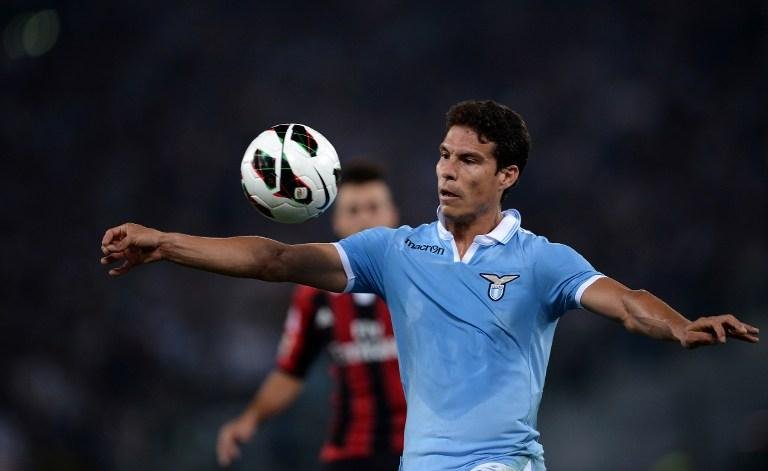 Hernanes acredita que est&aacute; mais maduro na Lazio