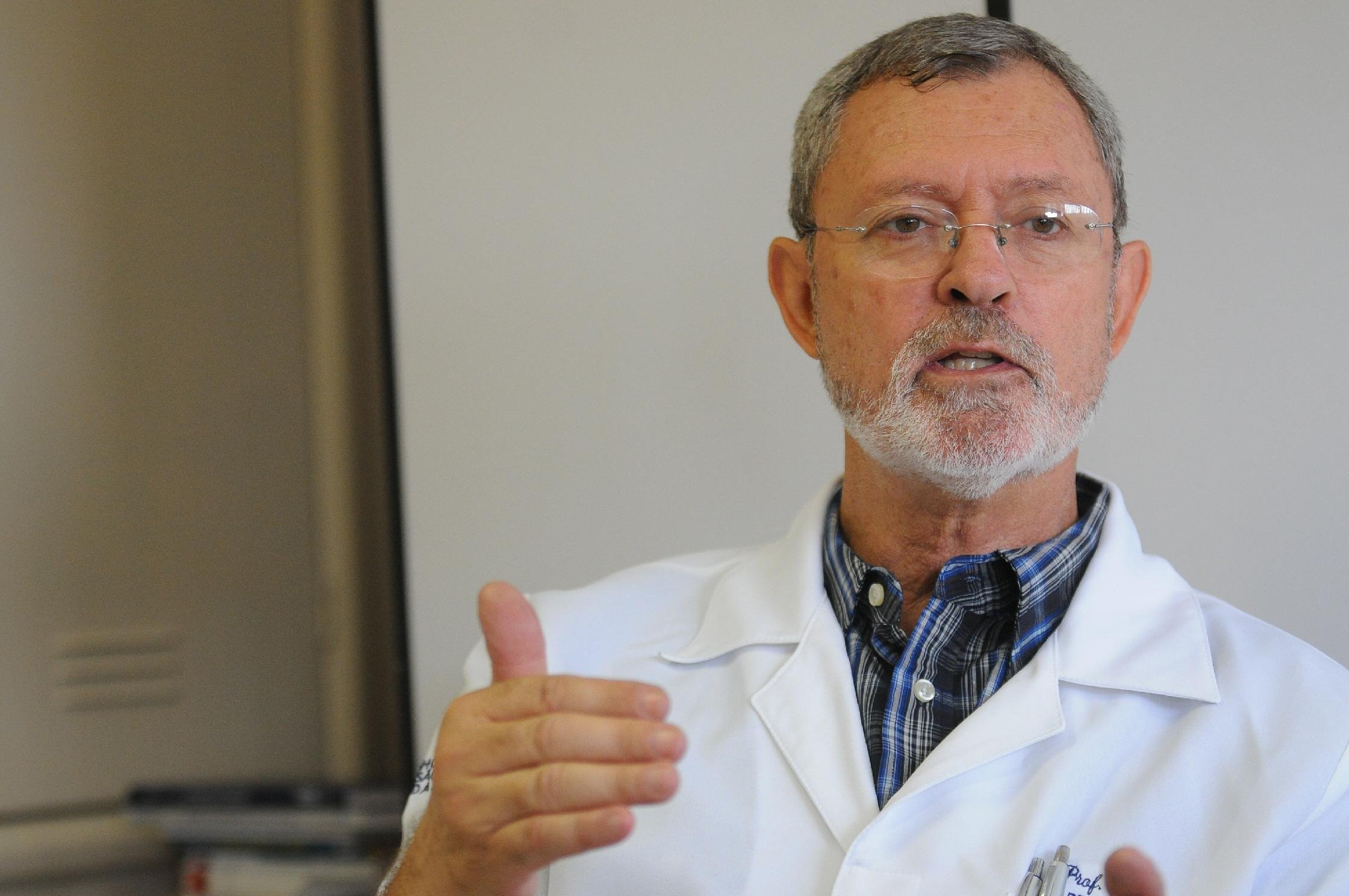 Alexandre Sapiro articula projetos beneficentes