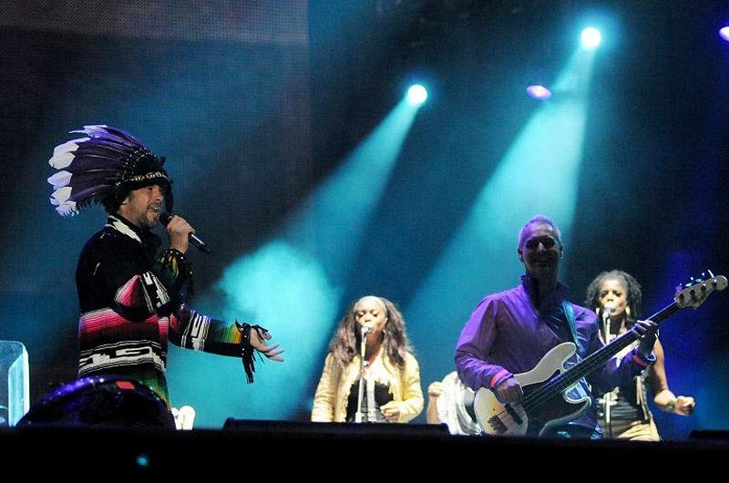 Banda apresentar&aacute; m&uacute;sicas de seu s&eacute;timo disco, "Rock Dust Light Star"