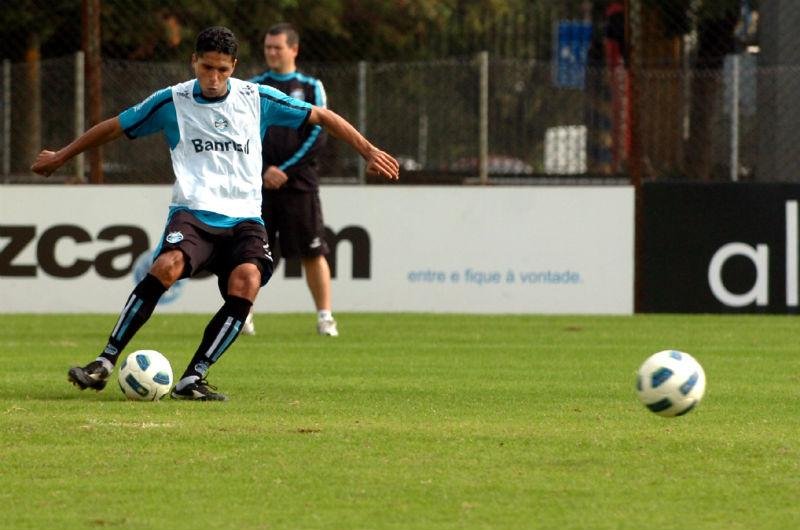 Willian Magr&atilde;o pode ser emprestado novamente pelo Gr&ecirc;mio em 2013